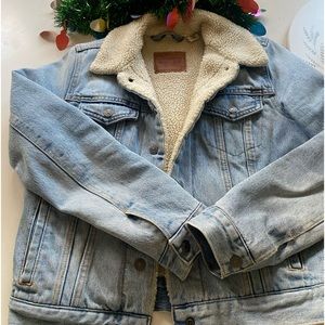 Levi sherpa womens coat